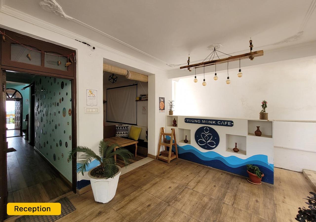 Young Monk Hostel & Cafe Dharamkot McLeod Ganj Ngoại thất bức ảnh