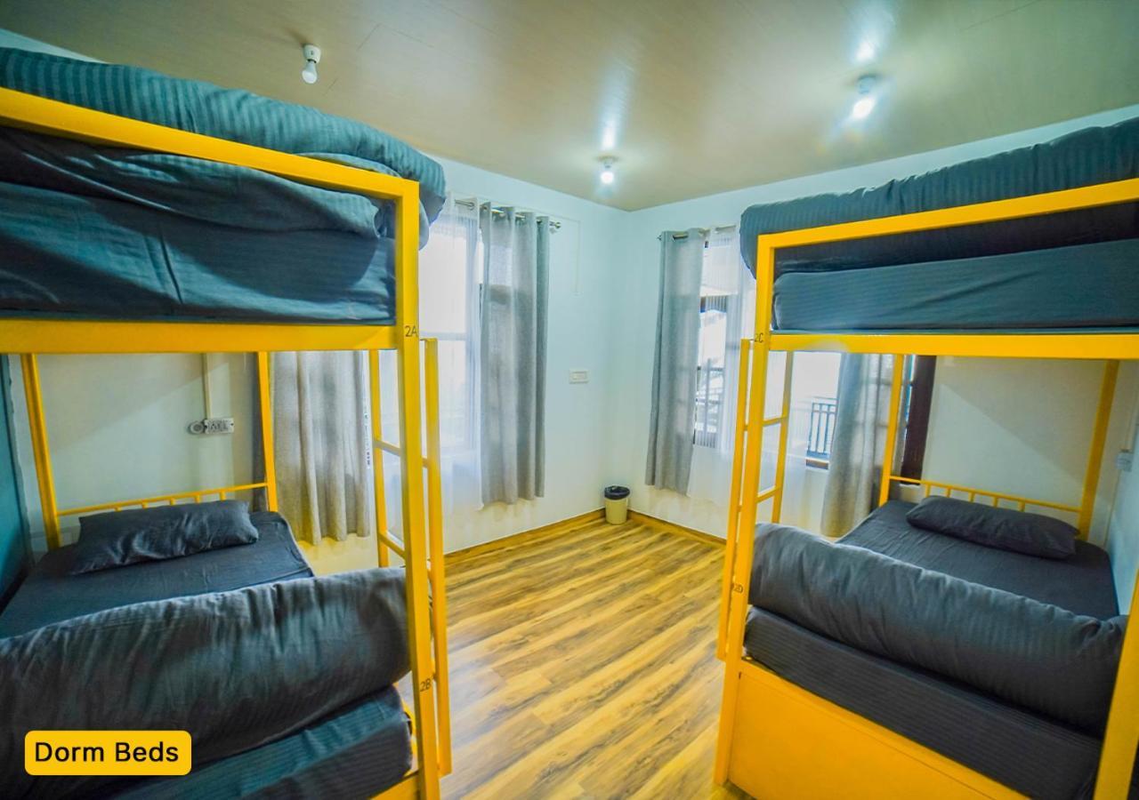 Young Monk Hostel & Cafe Dharamkot McLeod Ganj Ngoại thất bức ảnh