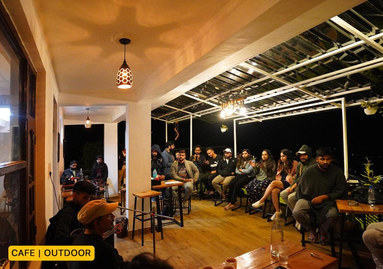 Young Monk Hostel & Cafe Dharamkot McLeod Ganj Ngoại thất bức ảnh
